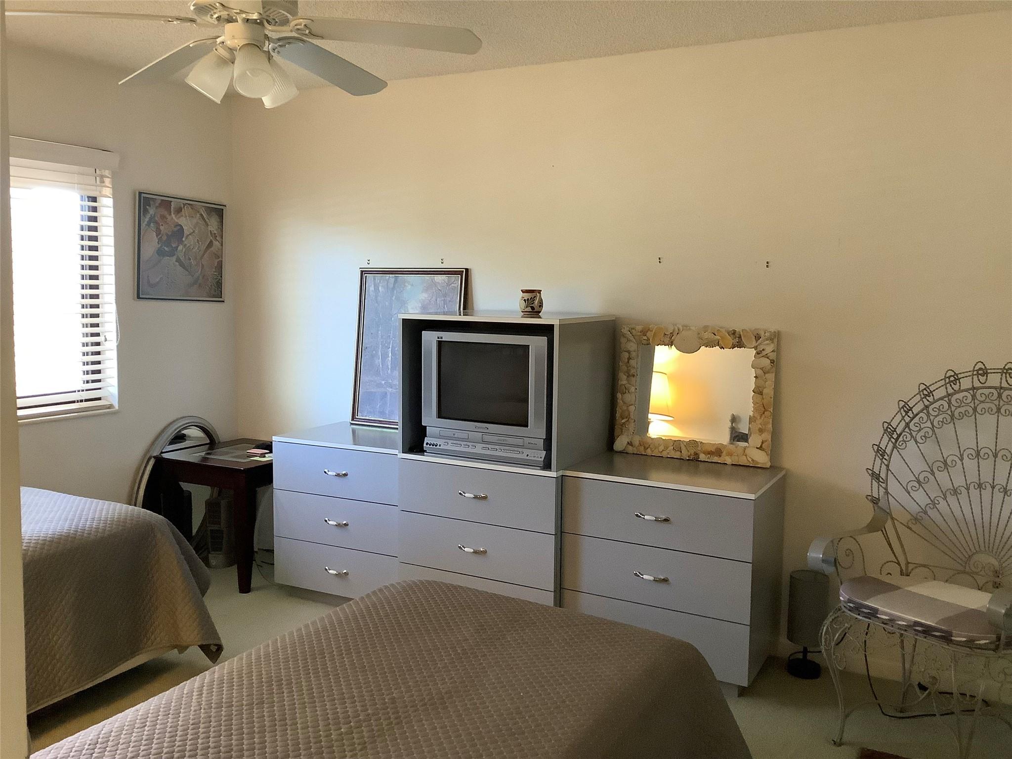 Fountains Palm Beach Cond - Residential Lease