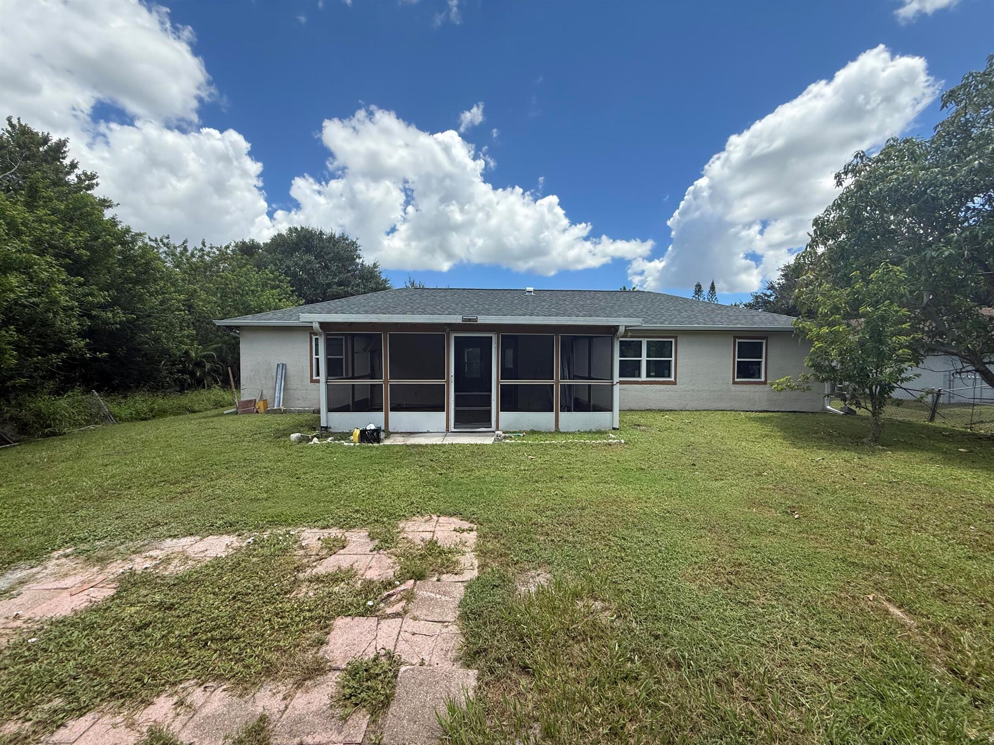 PORT ST LUCIE SECTIO - Residential Lease