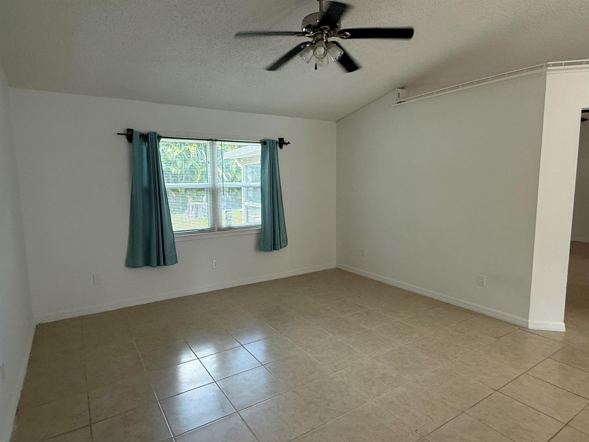 PORT ST LUCIE SECTIO - Residential Lease