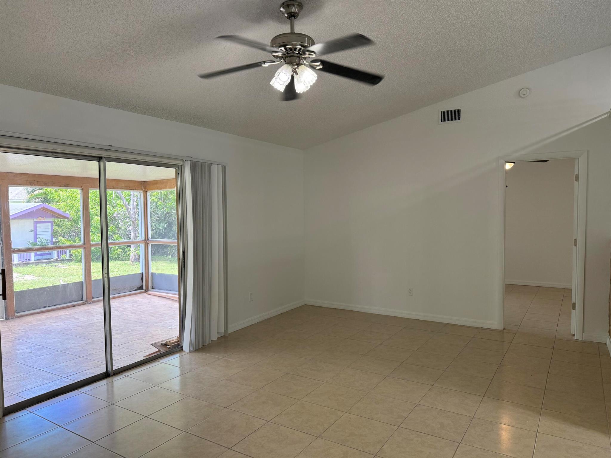PORT ST LUCIE SECTIO - Residential Lease