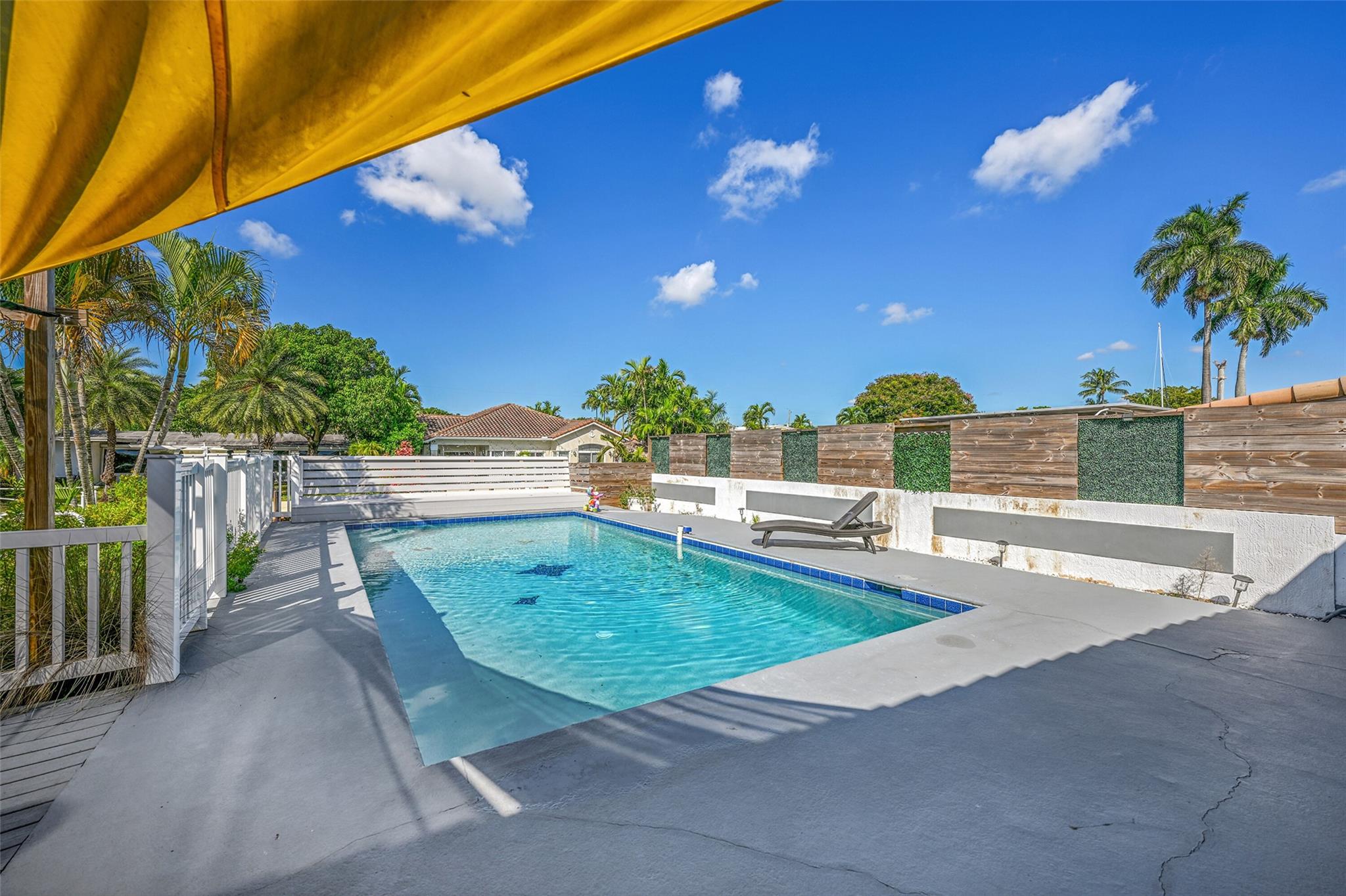 Lauderdale Isles - Residential Lease