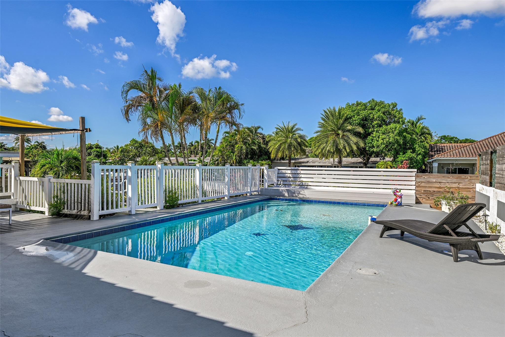 Lauderdale Isles - Residential Lease
