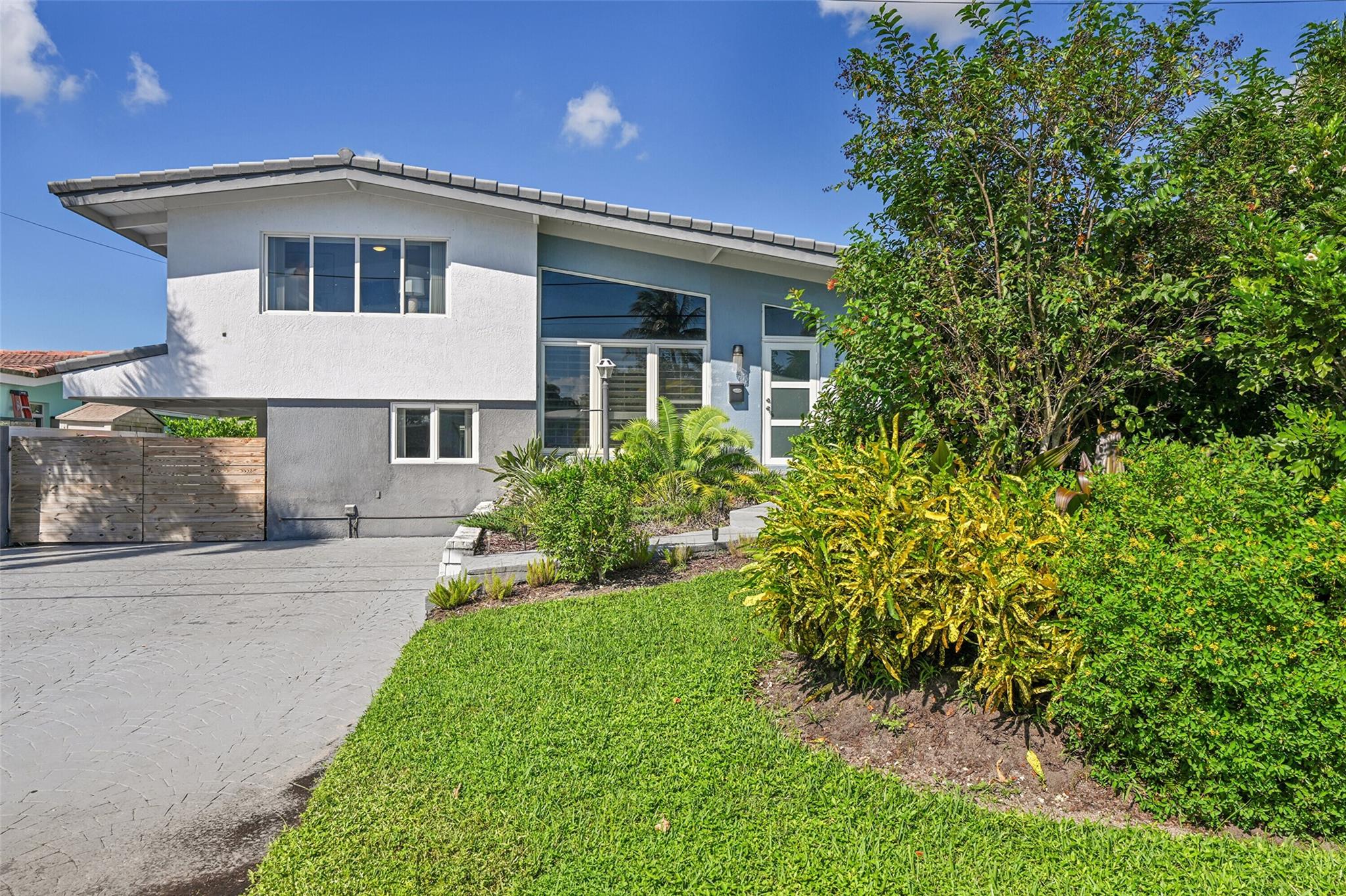 Lauderdale Isles - Residential Lease