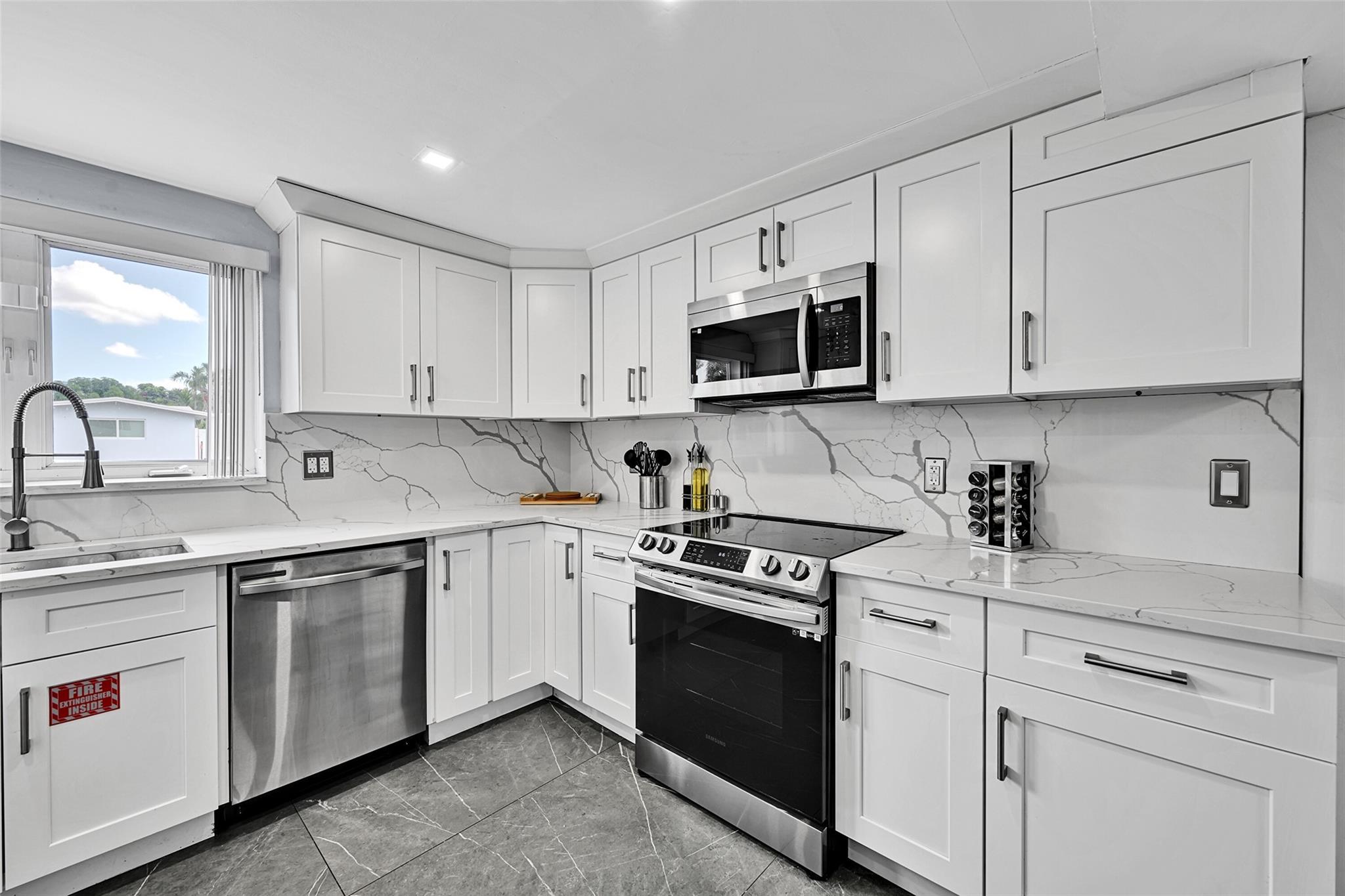 Lauderdale Isles - Residential Lease