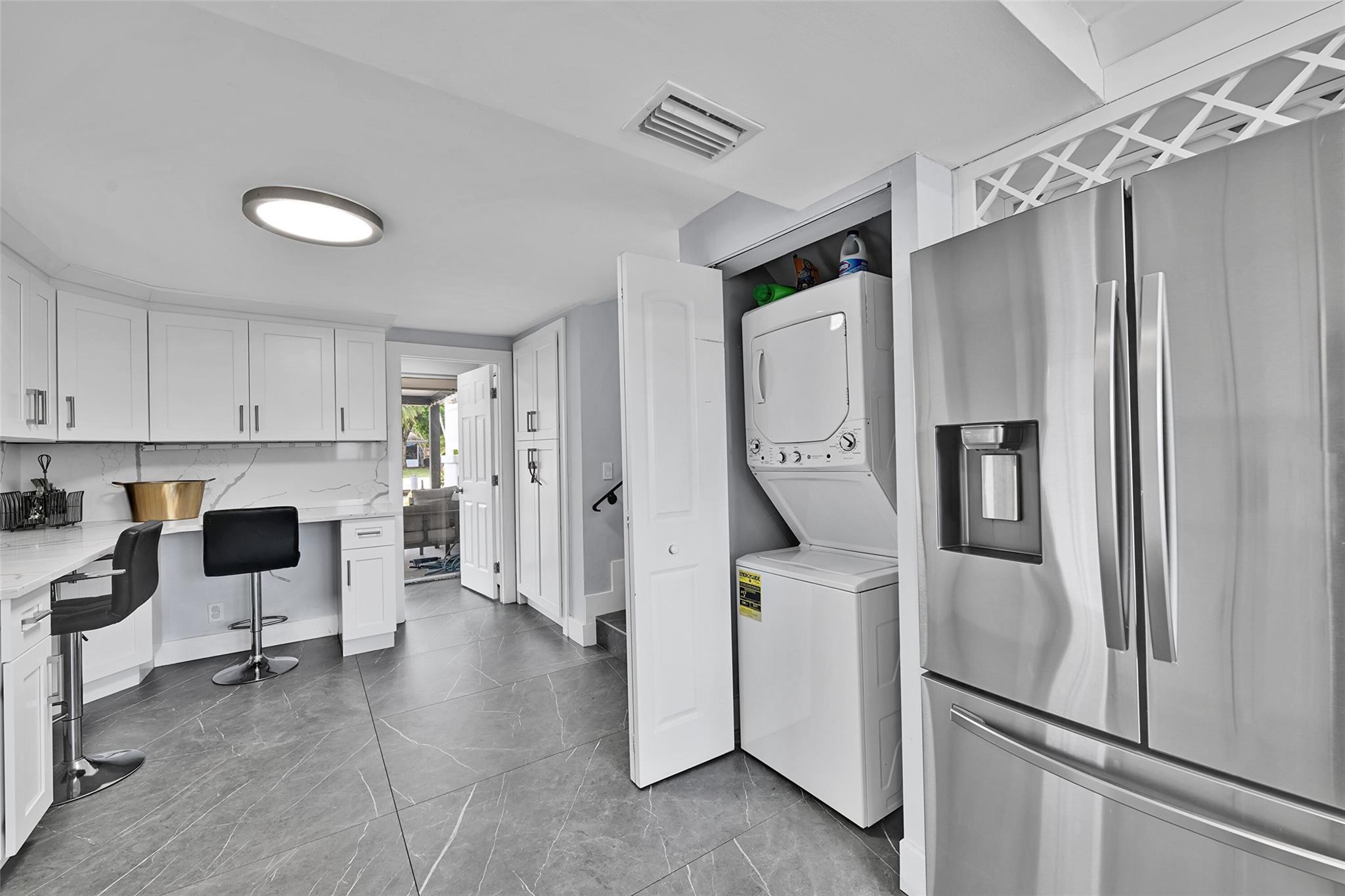 Lauderdale Isles - Residential Lease