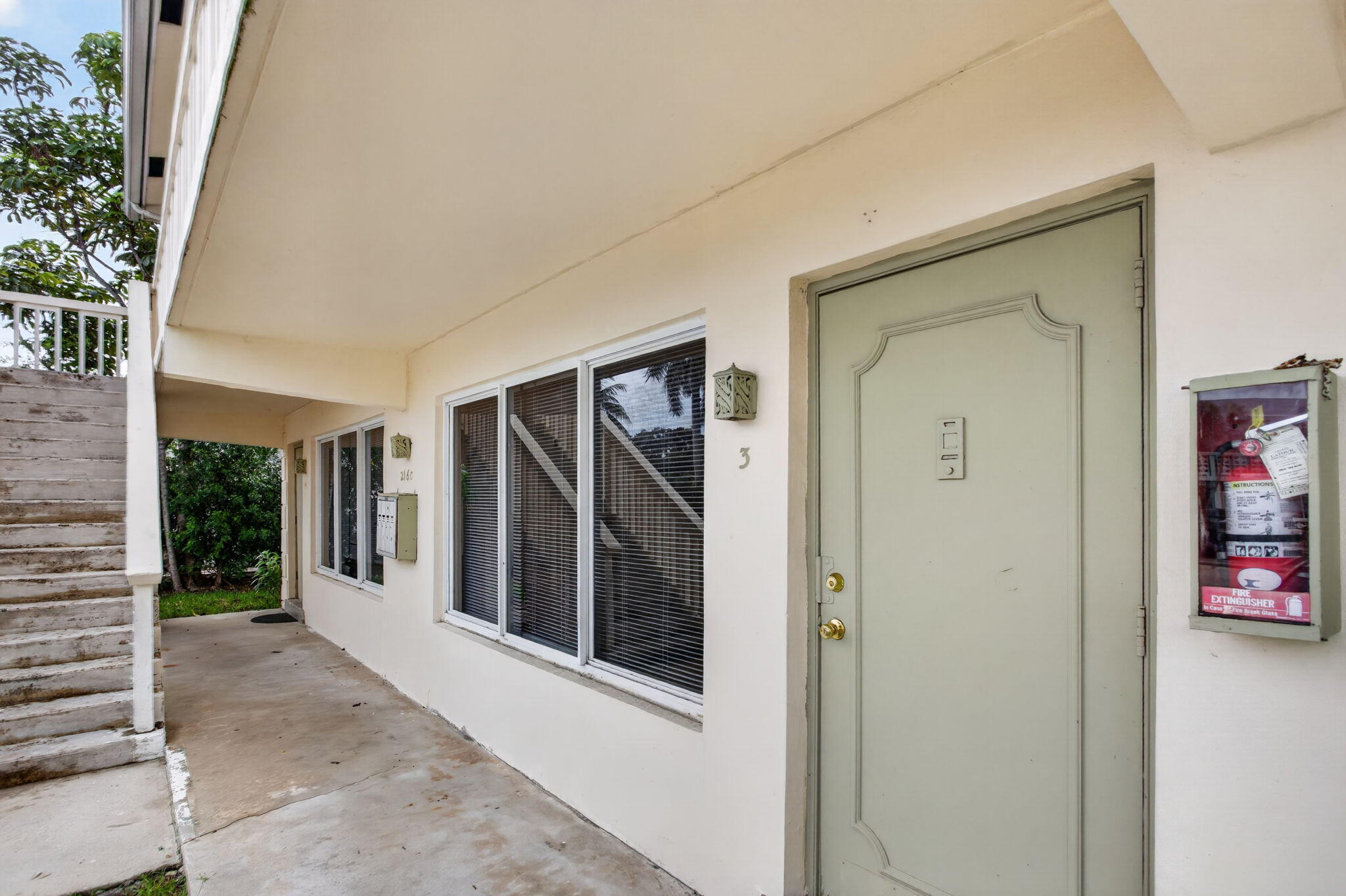 2160 NE 42nd Court 3