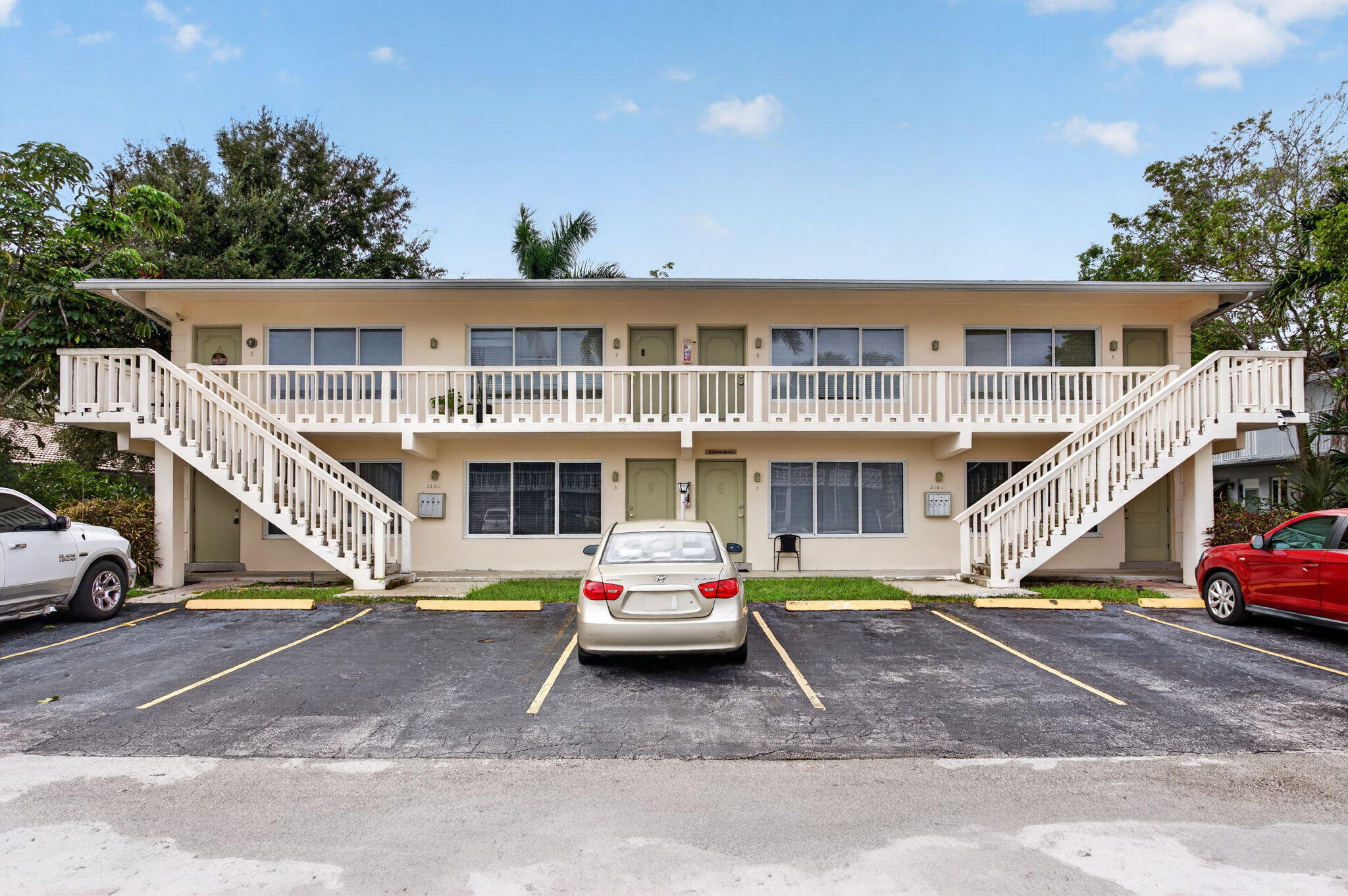 2160 NE 42nd Court 3