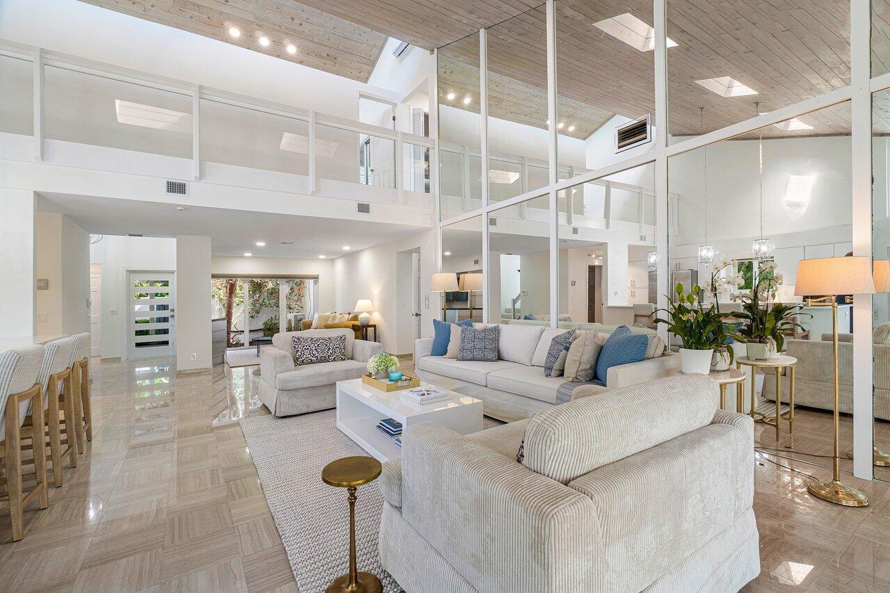 PELICAN COVE OF - Residential Lease