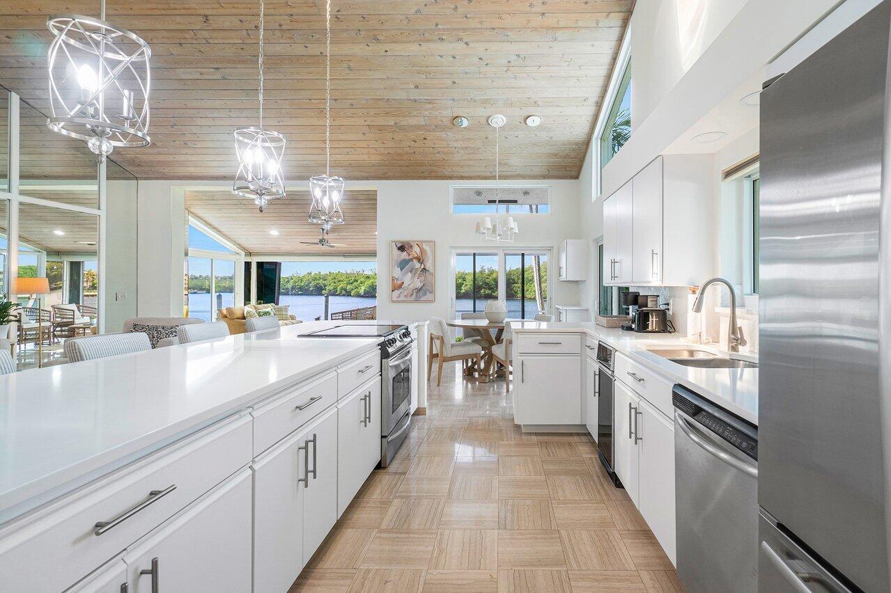 PELICAN COVE OF - Residential Lease