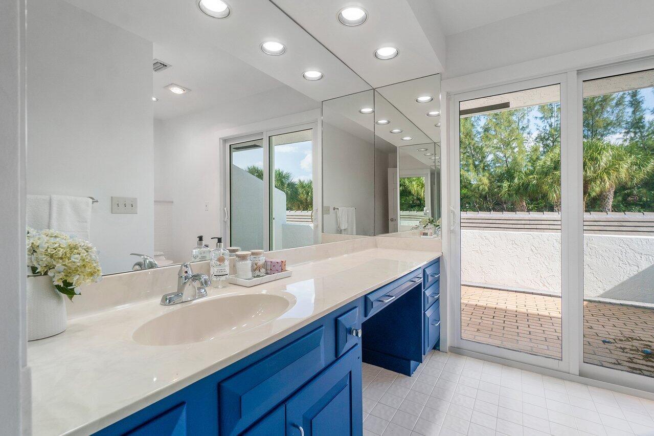 PELICAN COVE OF - Residential Lease