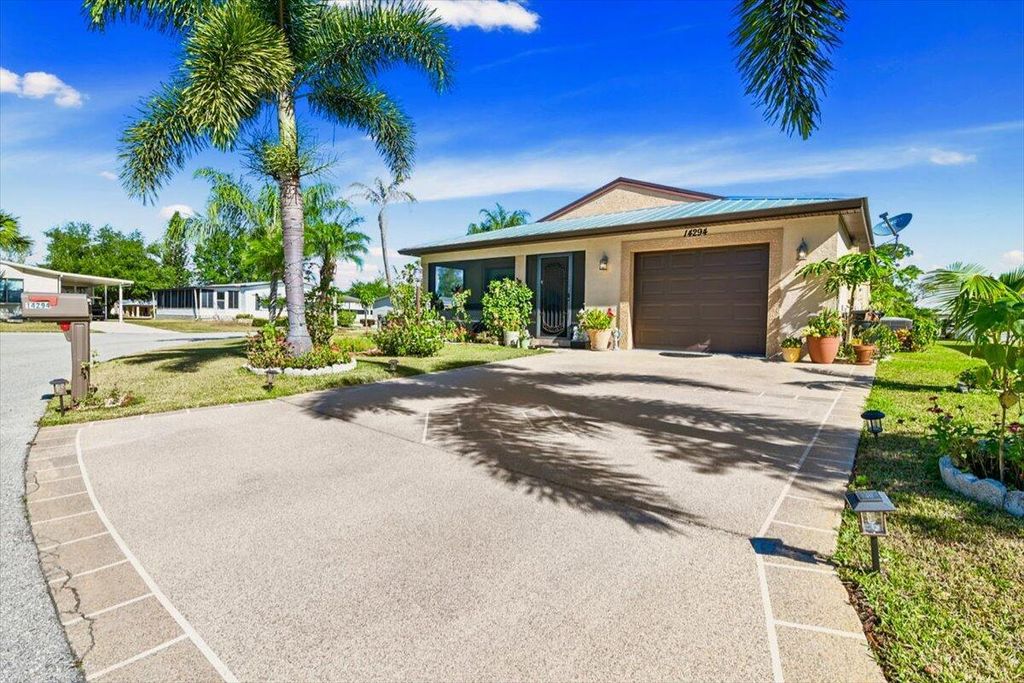 Photo of 14294 Zorzal Avenue, Fort Pierce, FL 34951 (MLS # R10976237)