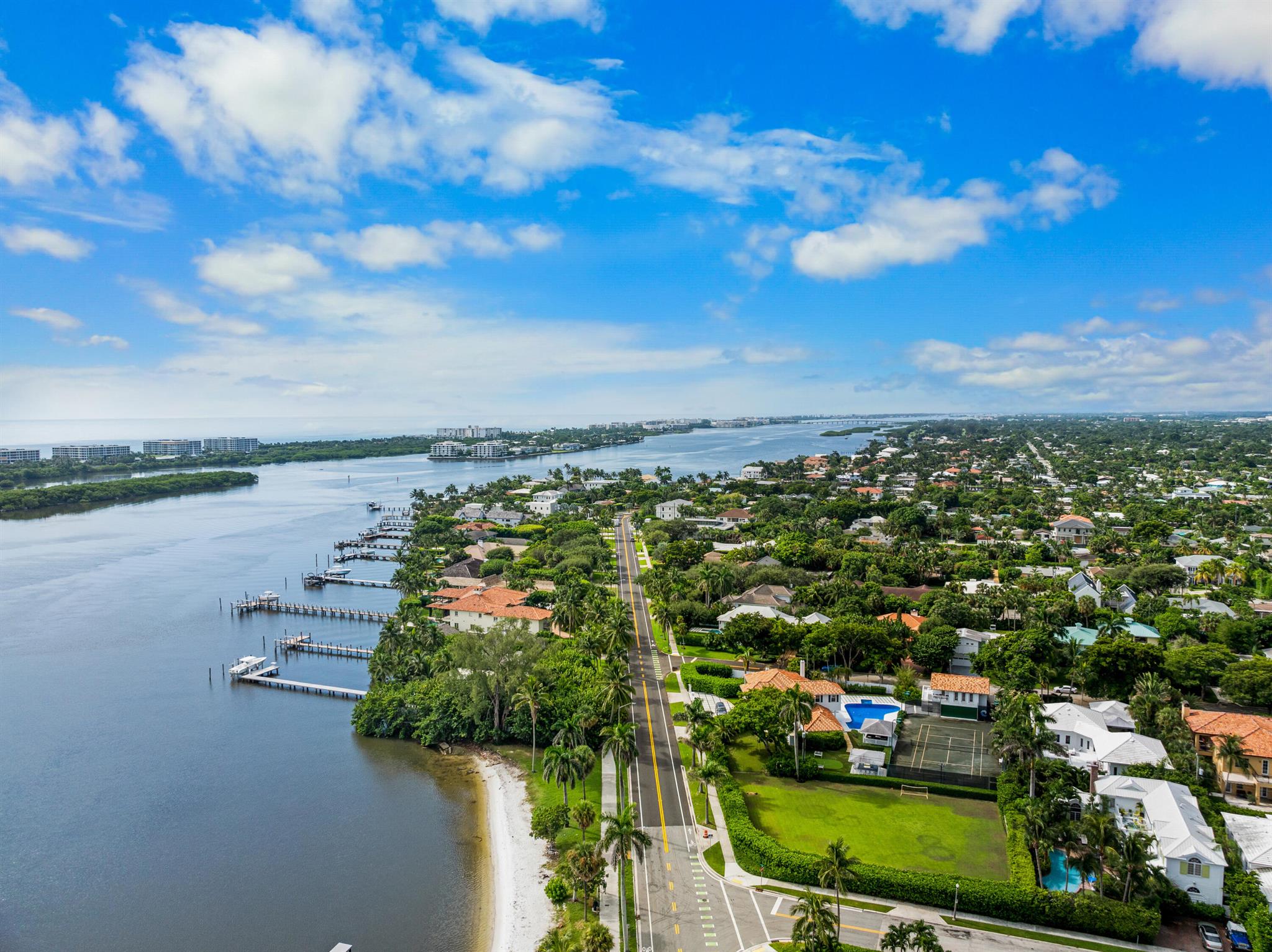 7515-7425 S Flagler Drive