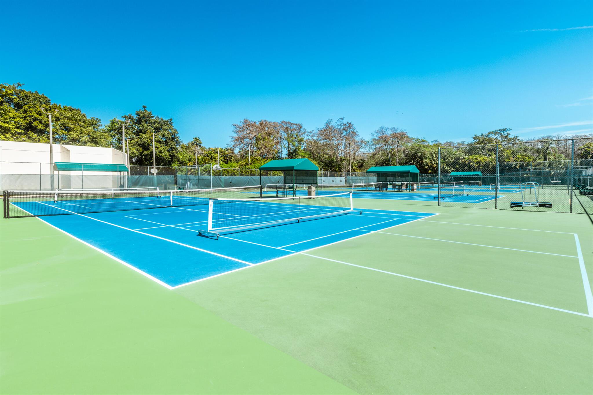 TRADEWINDS B CONDO - Residential