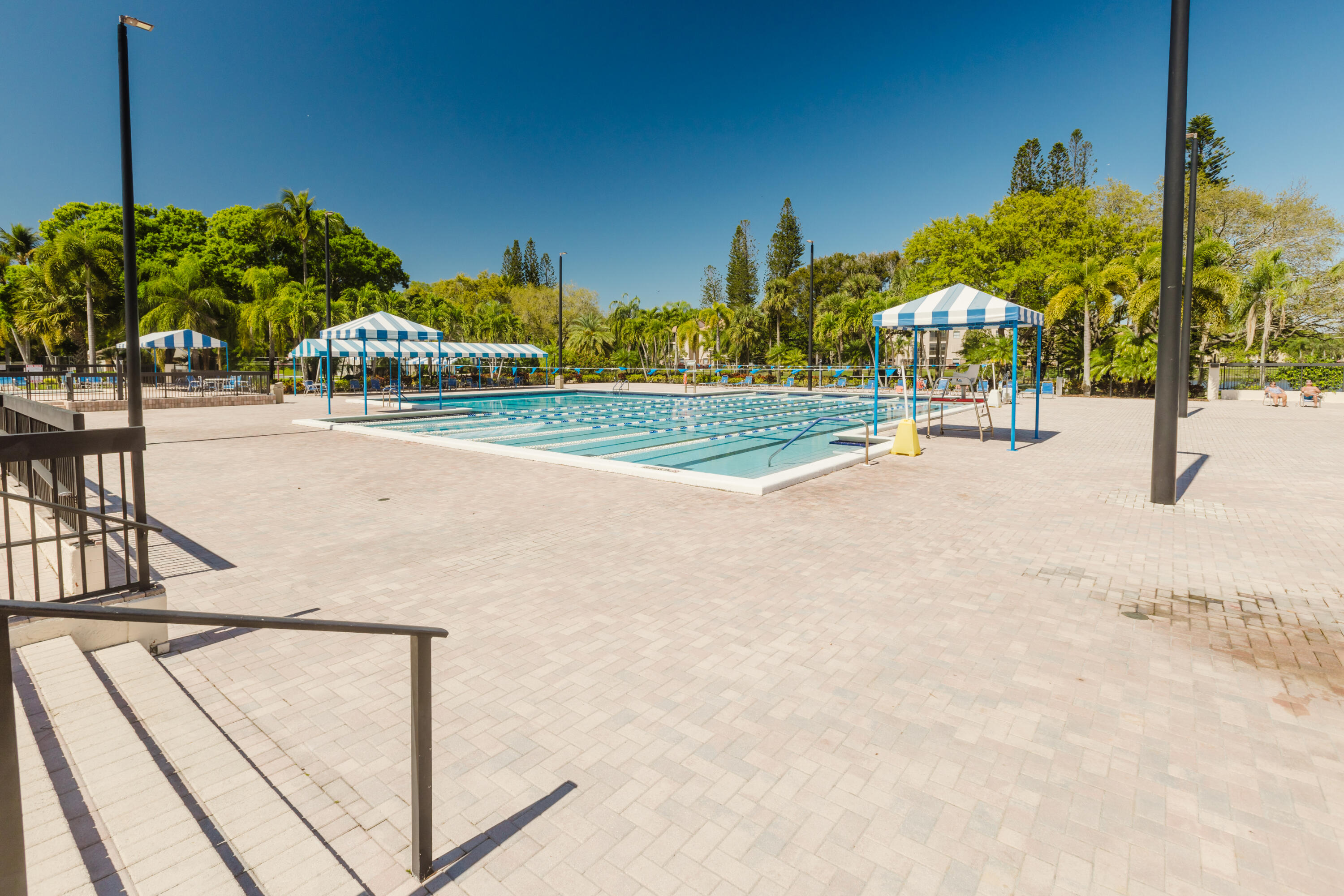 TRADEWINDS B CONDO - Residential