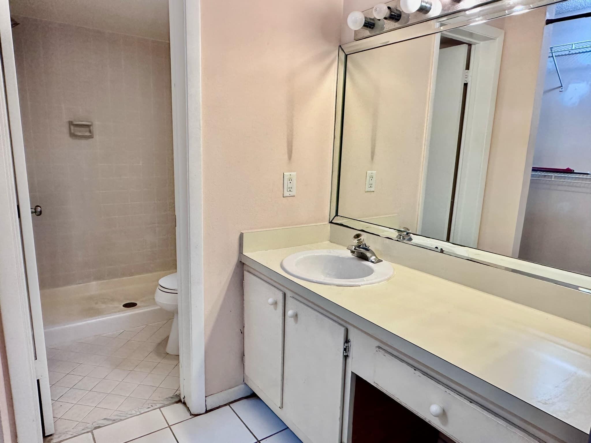 TRADEWINDS B CONDO - Residential