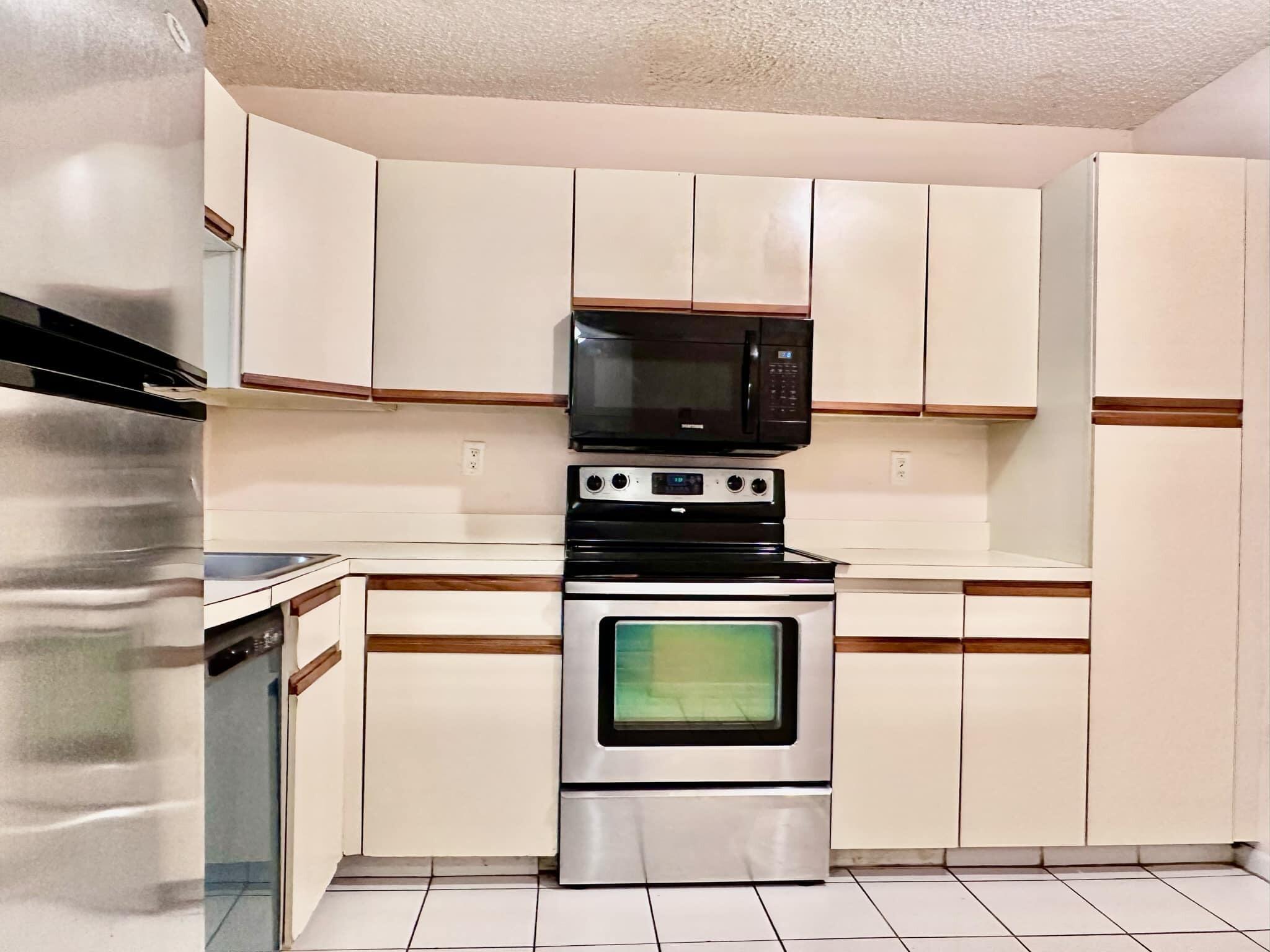 TRADEWINDS B CONDO - Residential
