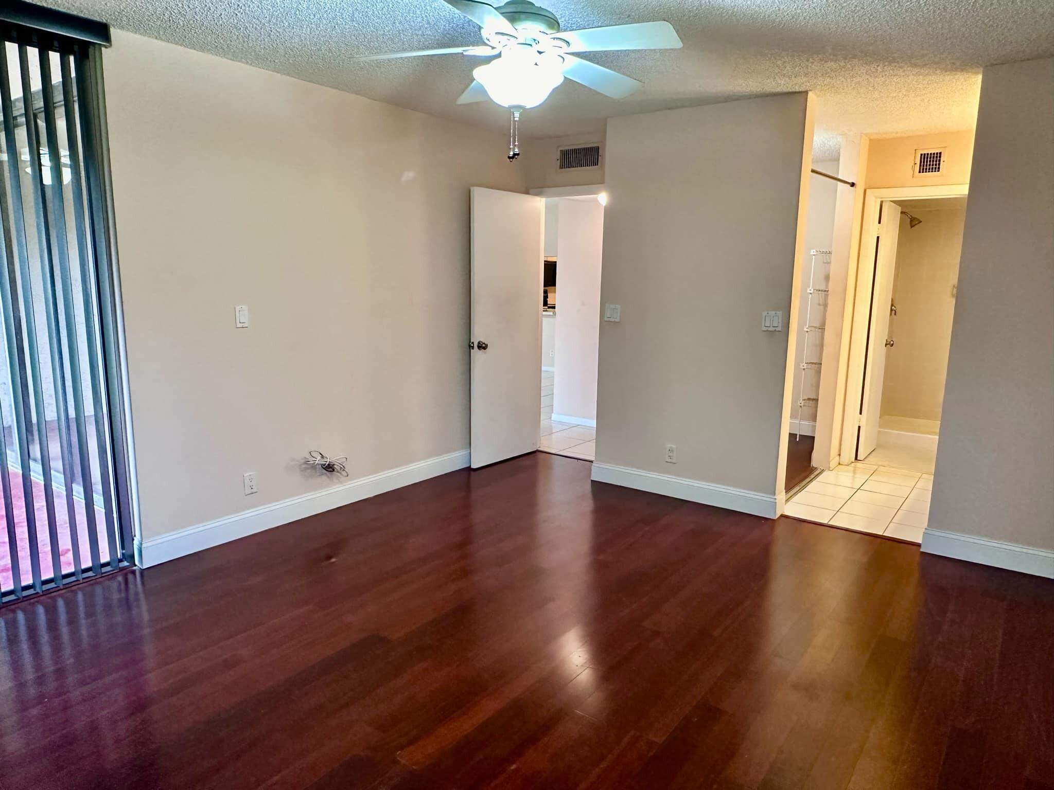 TRADEWINDS B CONDO - Residential
