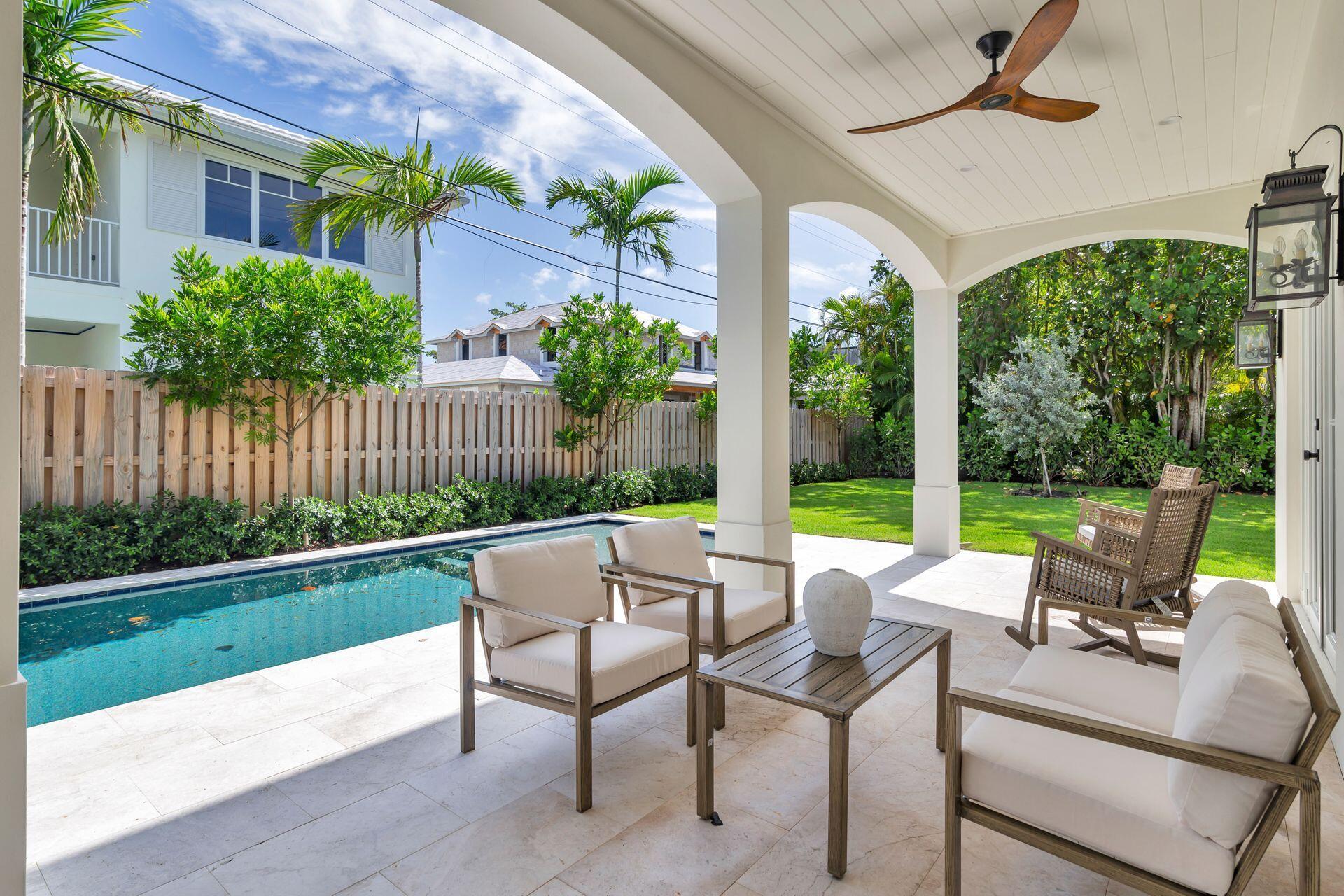 EDGEWATER - Residential