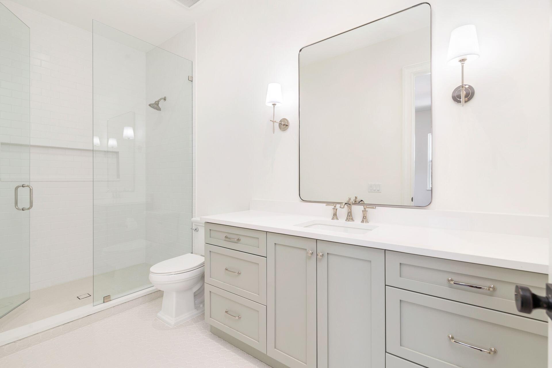 EDGEWATER - Residential