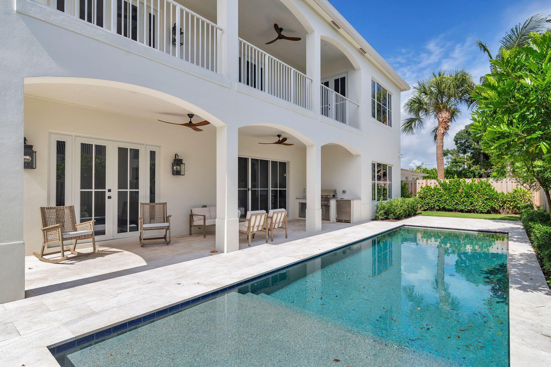 EDGEWATER - Residential