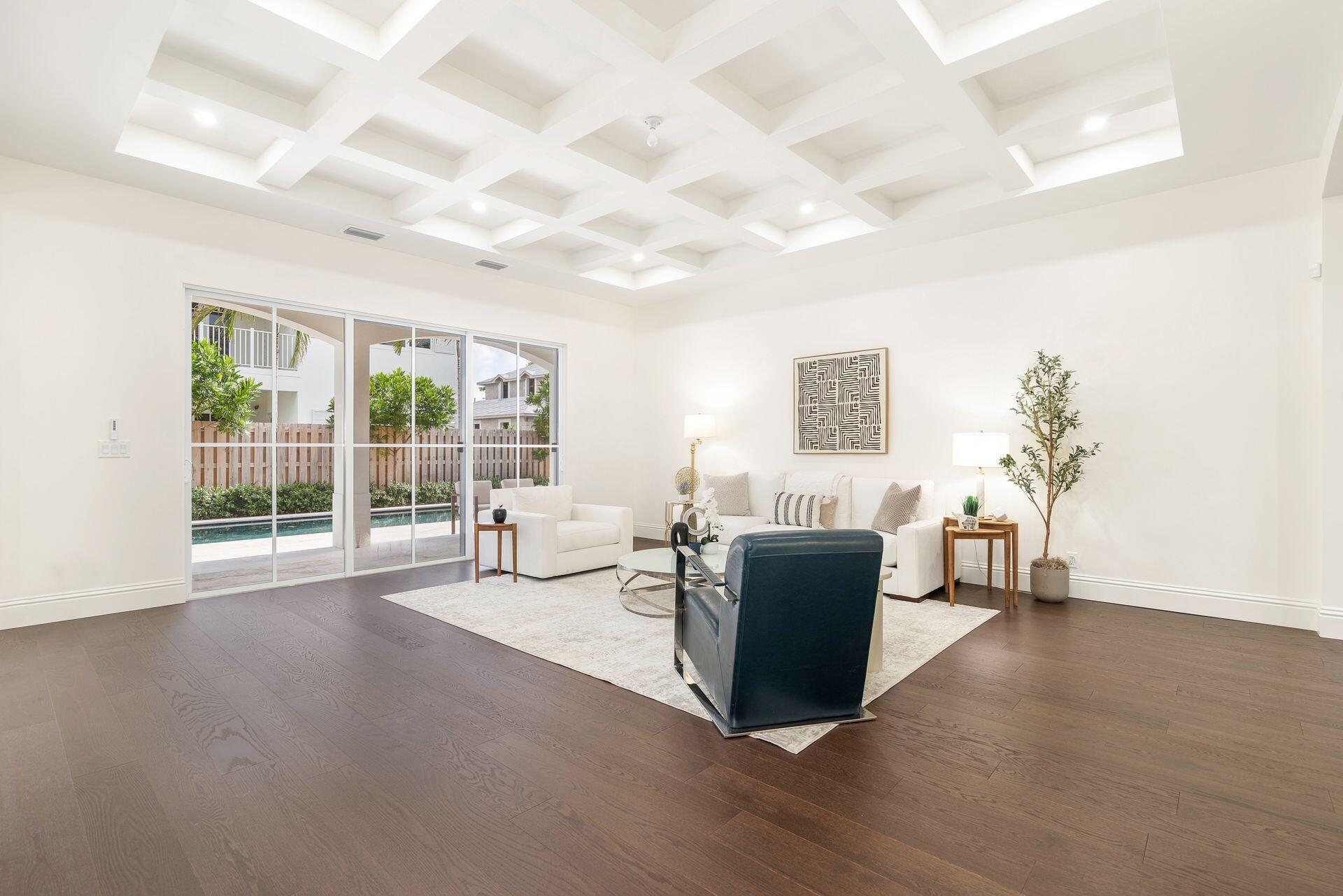 EDGEWATER - Residential