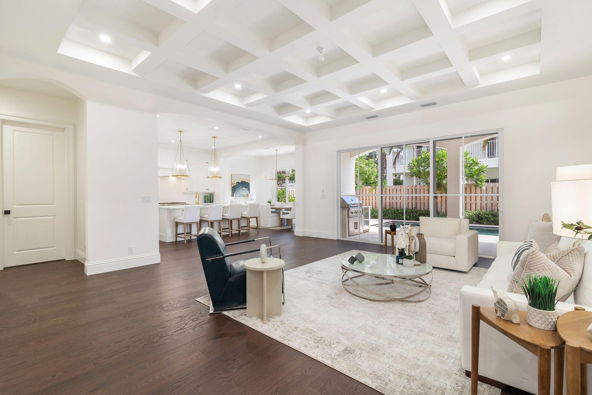 EDGEWATER - Residential