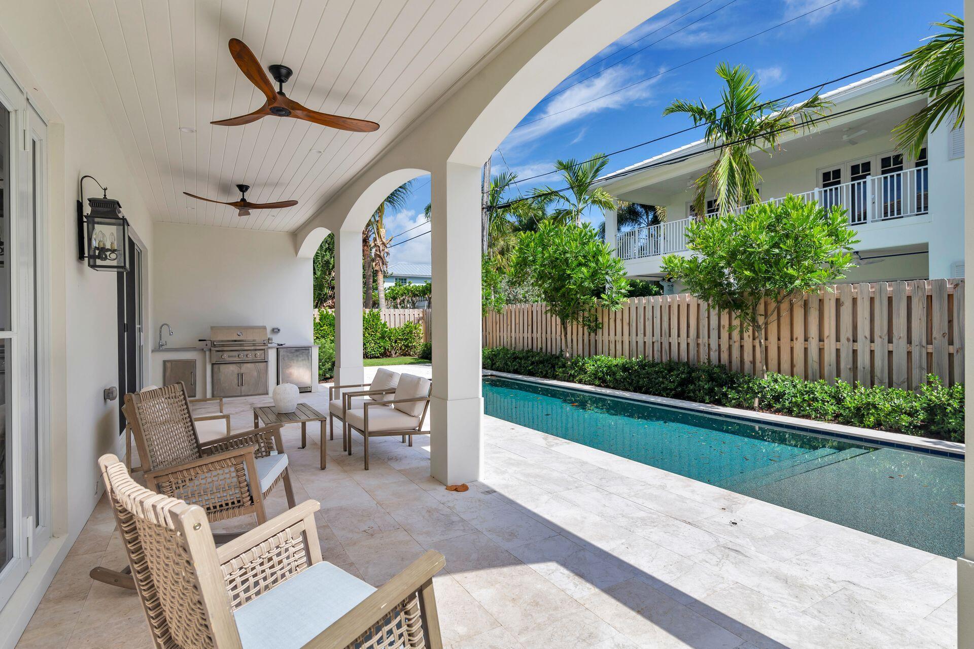 EDGEWATER - Residential