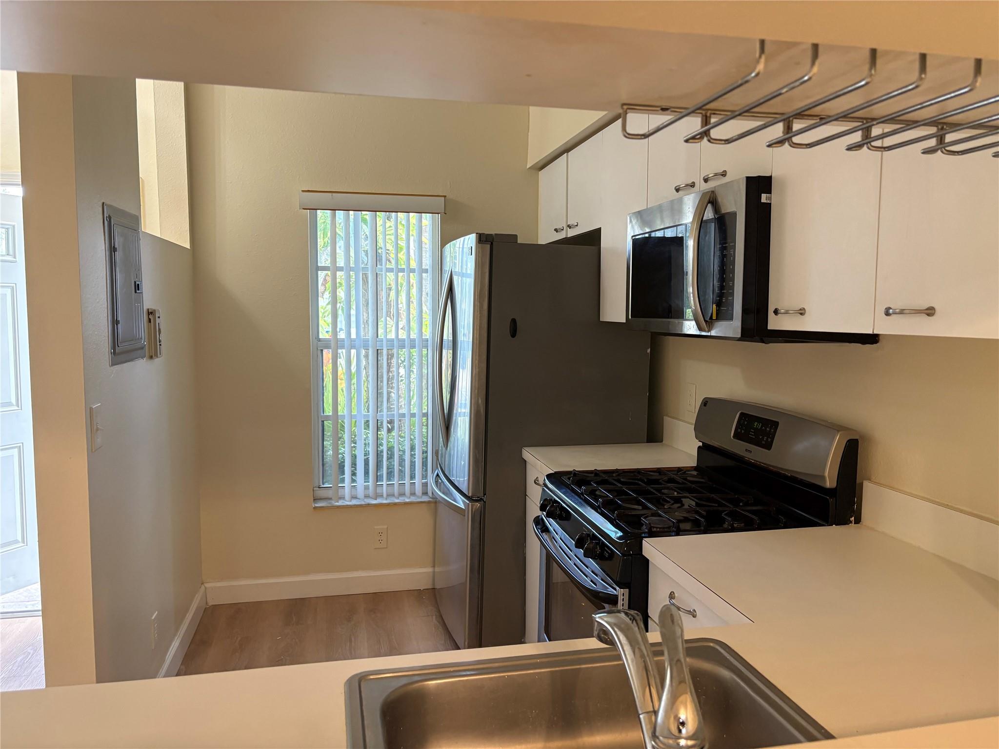 Land Sec 6-North 153-20 B - Residential Lease