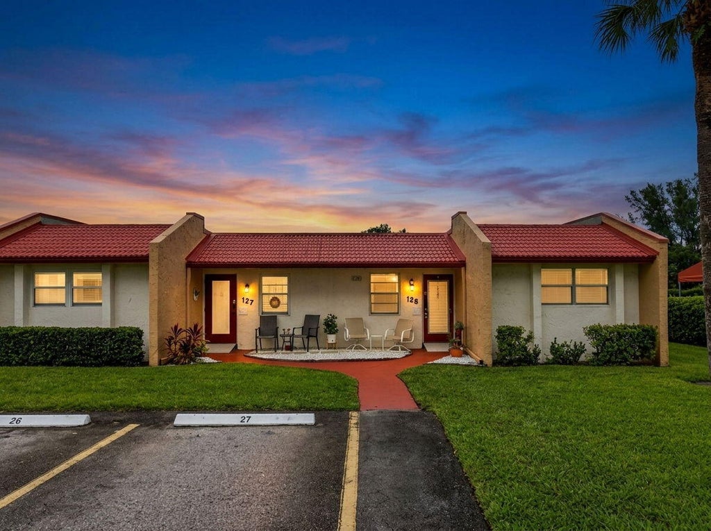 Photo of 125 LAKE ANNE Drive #125, West Palm Beach, FL 33411 (MLS # B26077427)