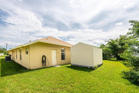 A home in Port St Lucie