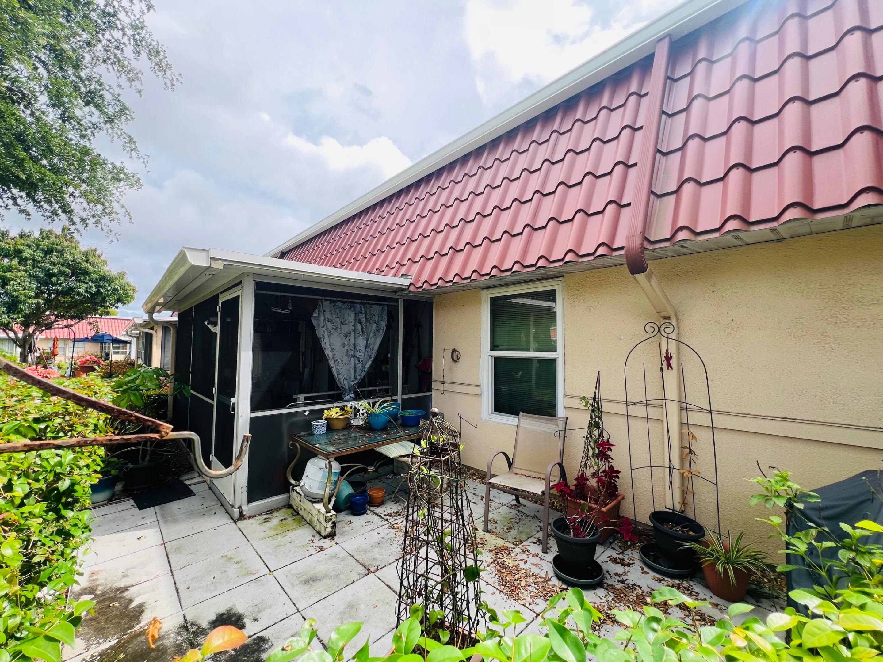 COVERED BRIDGE CONDO - Residential