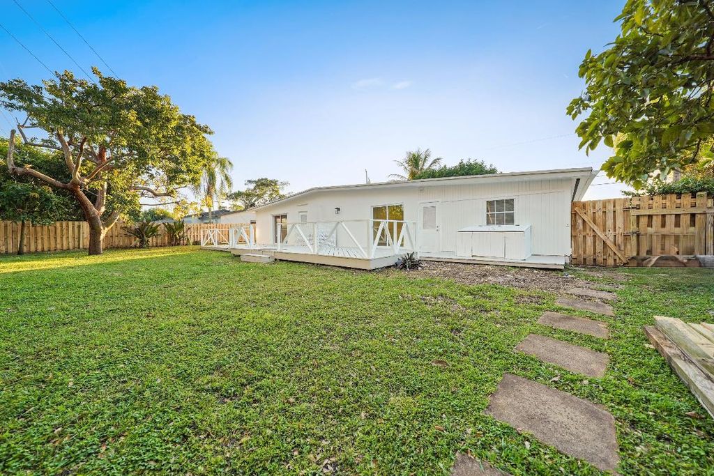 Photo of 6934 Tradewind Way, Lake Worth, FL 33462 (MLS # R11154474)