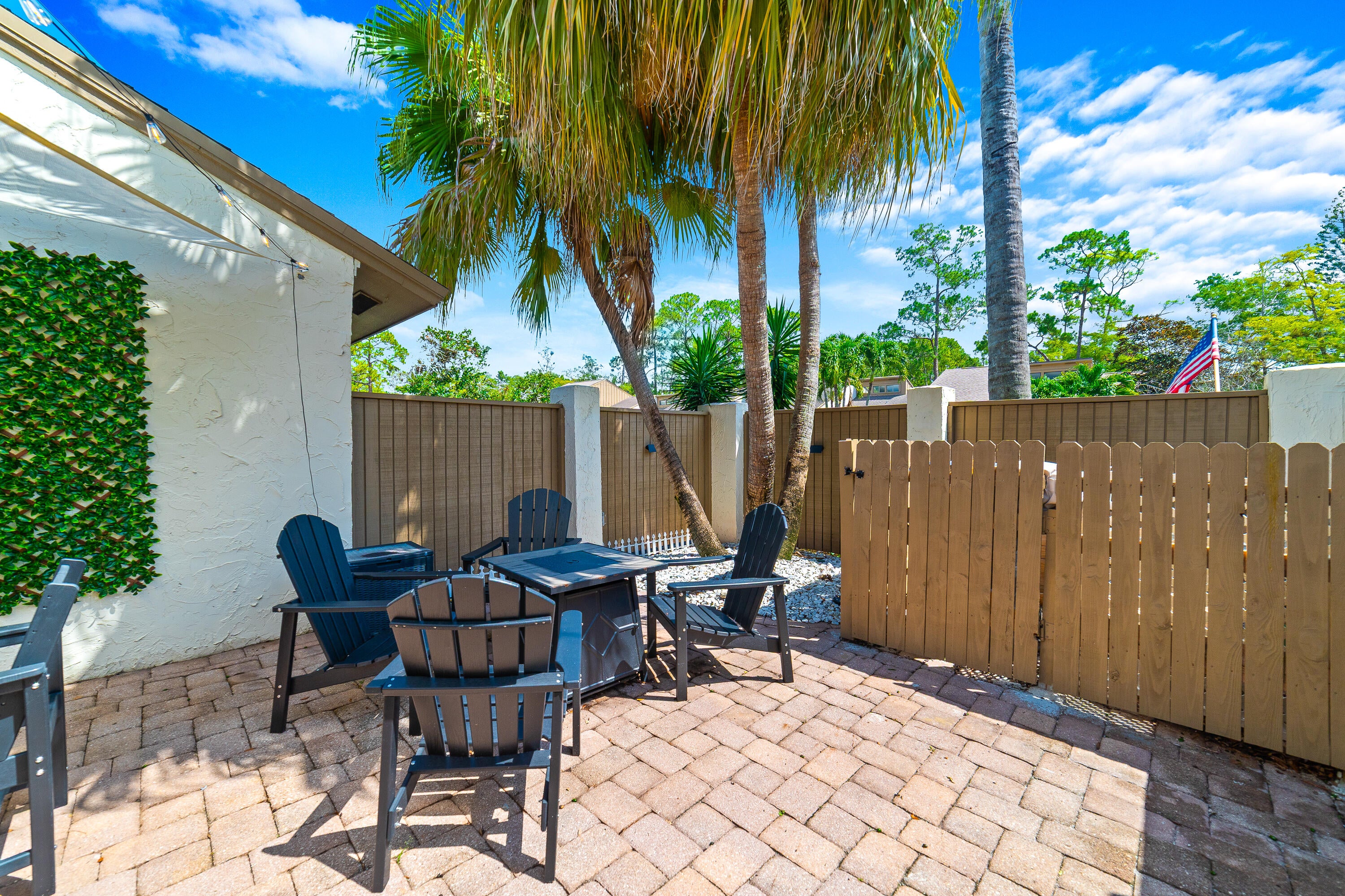Properties 12600 Shady Pines Court