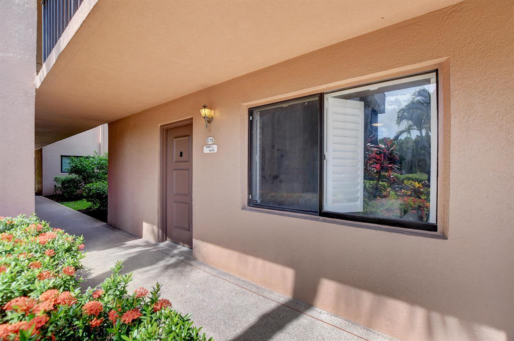 Photo of 15054 Ashland Way Way #74, Delray Beach, FL 33484 (MLS # R10732797)
