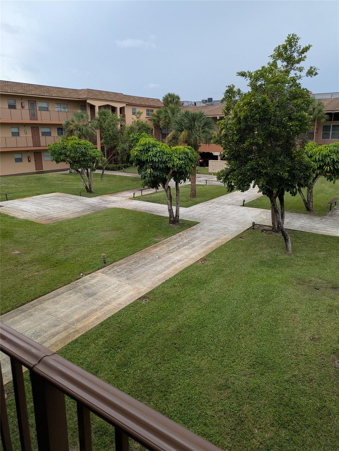 View photos, virtual tours, details... 4121 NW 26th St T14
