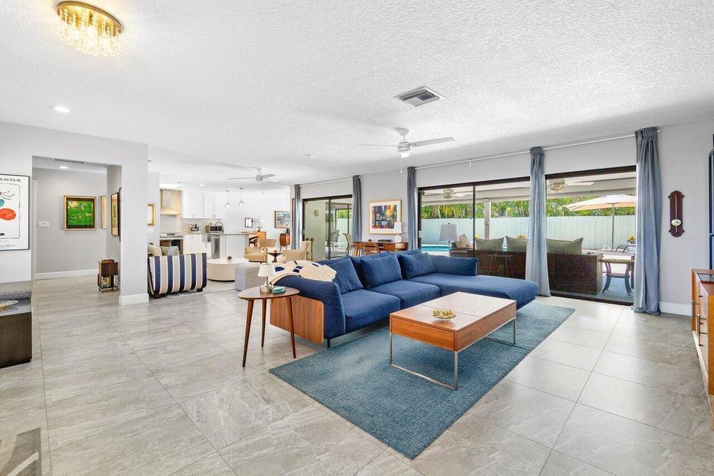 Photo of 6011 Glenbrook Drive, Boca Raton, FL 33433 (MLS # R10991707)