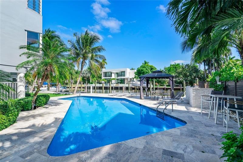 Island House East - Residential