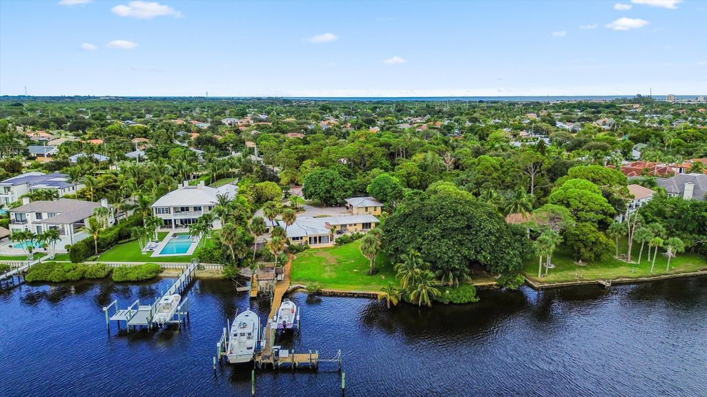 Photo of 19655 N Riverside Drive, Jupiter, FL 33469 (MLS # R11127017)