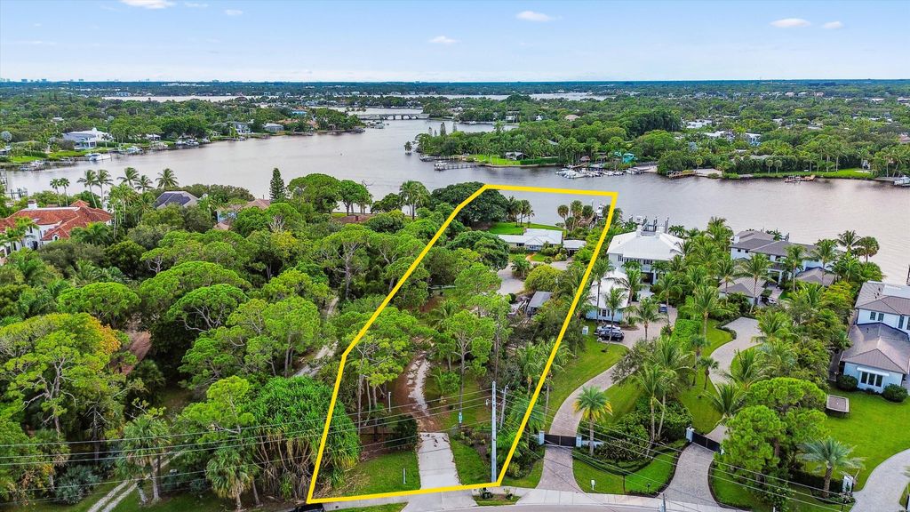 Photo of 19655 N Riverside Drive, Jupiter, FL 33469 (MLS # R11127017)