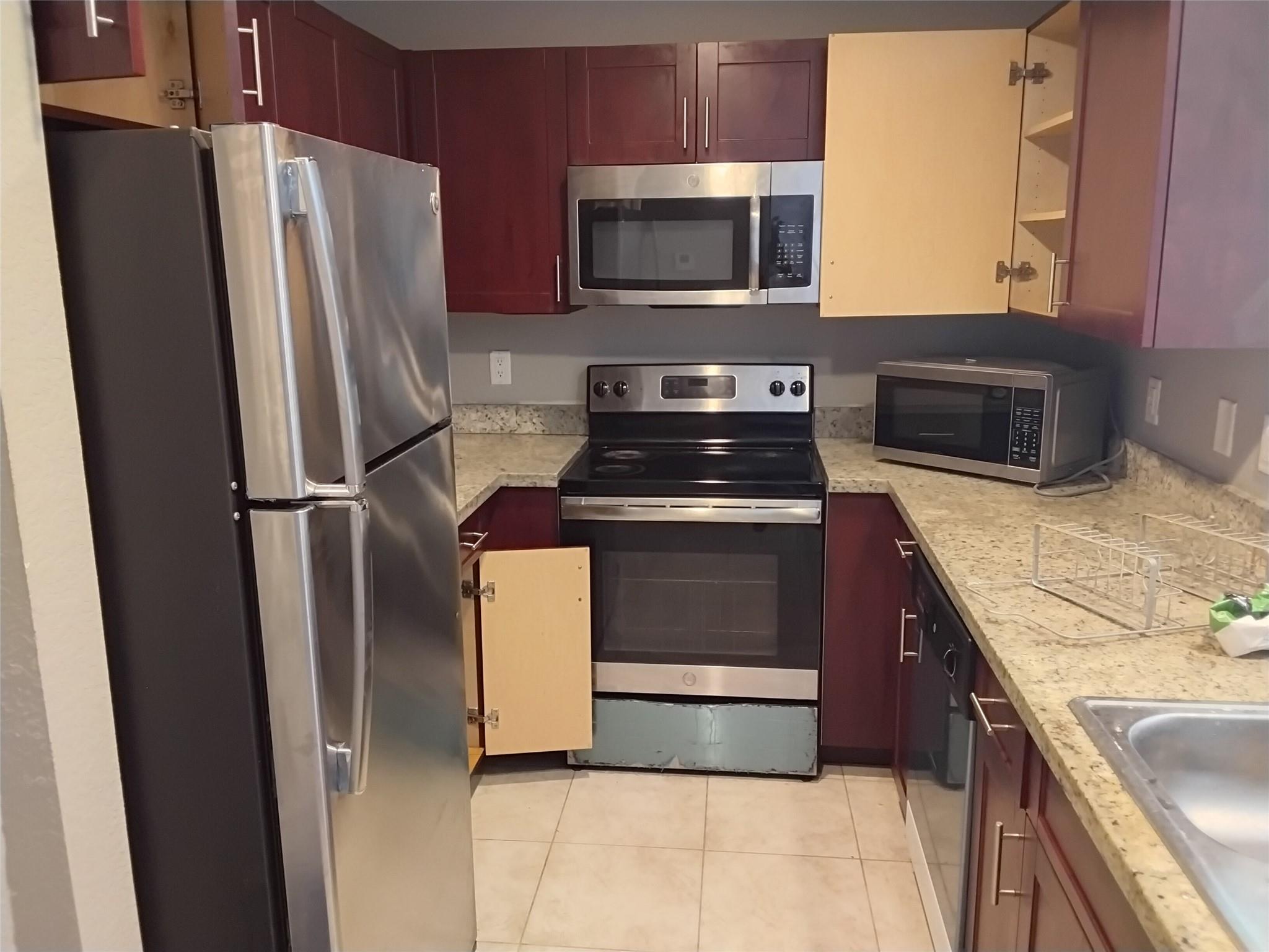 SPRING LAKE 2ND SEC - Residential Lease