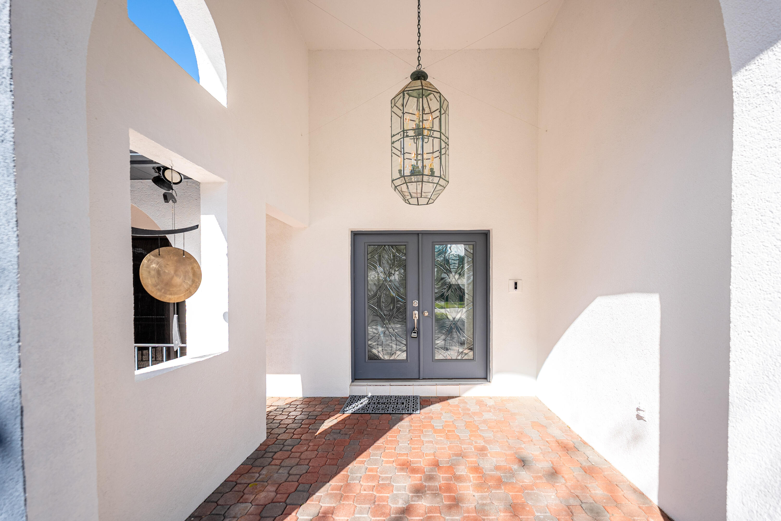 COUNTRY CLUB ESTATES - Residential