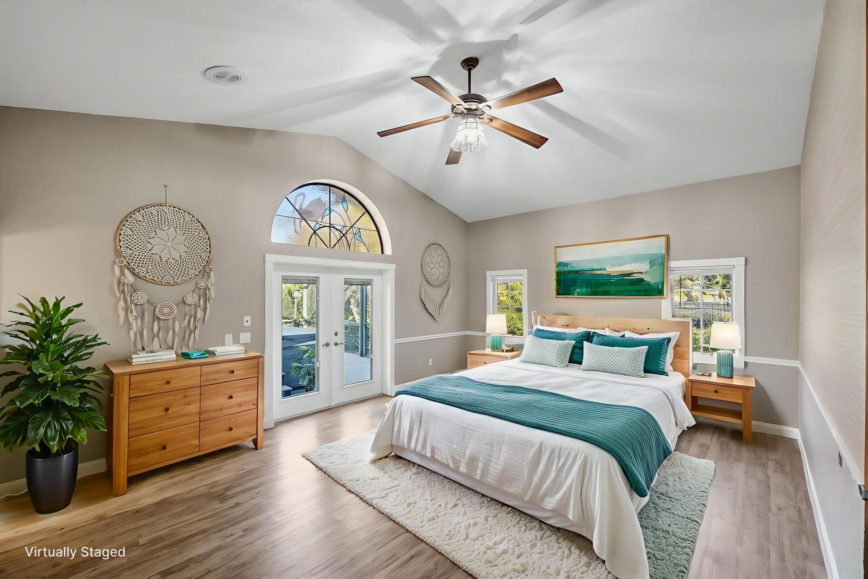 COUNTRY CLUB ESTATES - Residential