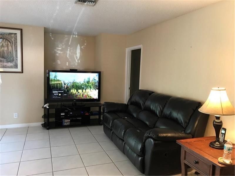 Willow Creek 93-33 B - Residential