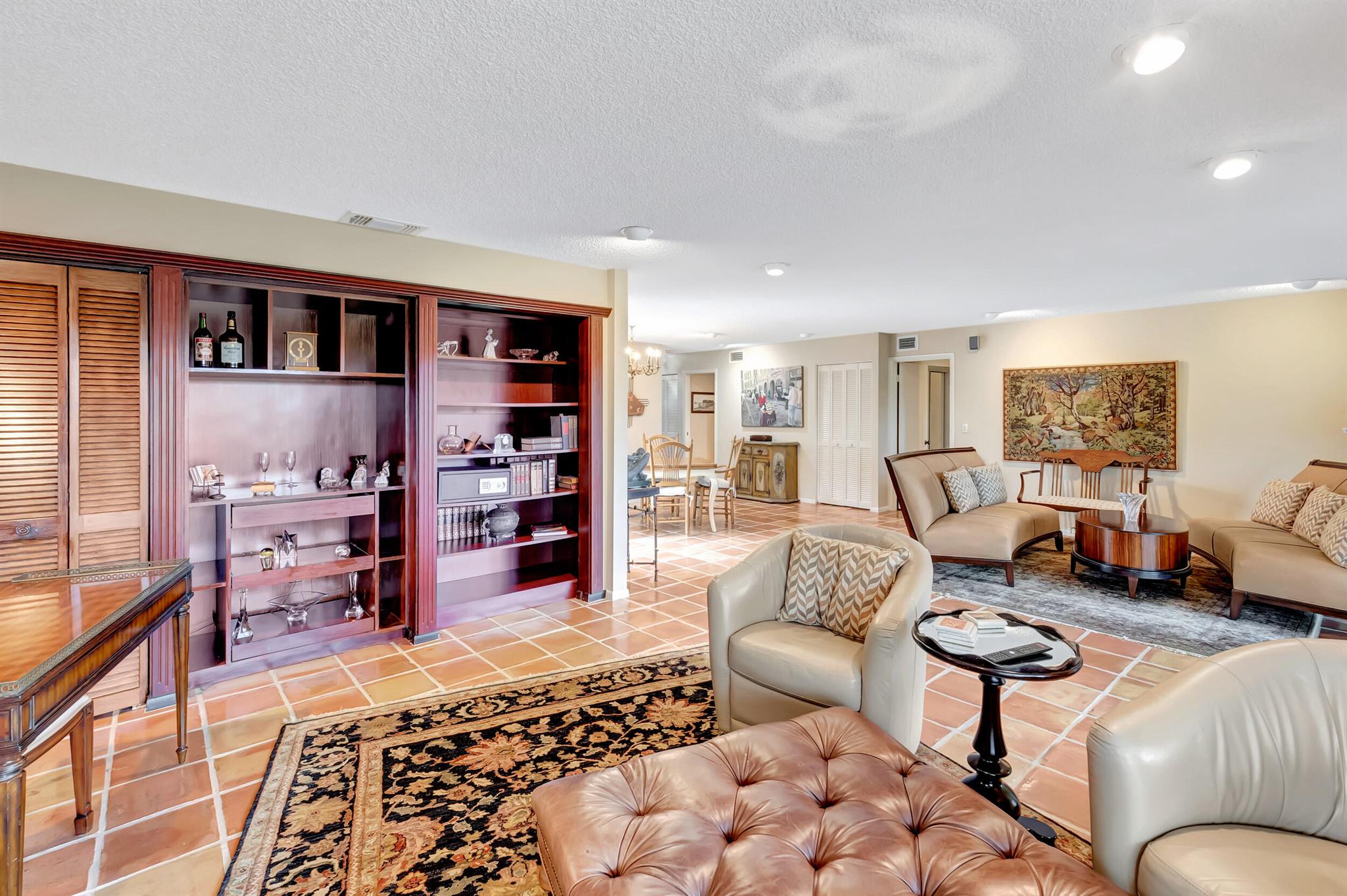 WESTGATE AT HUNTERS RUN CONDO - Residential