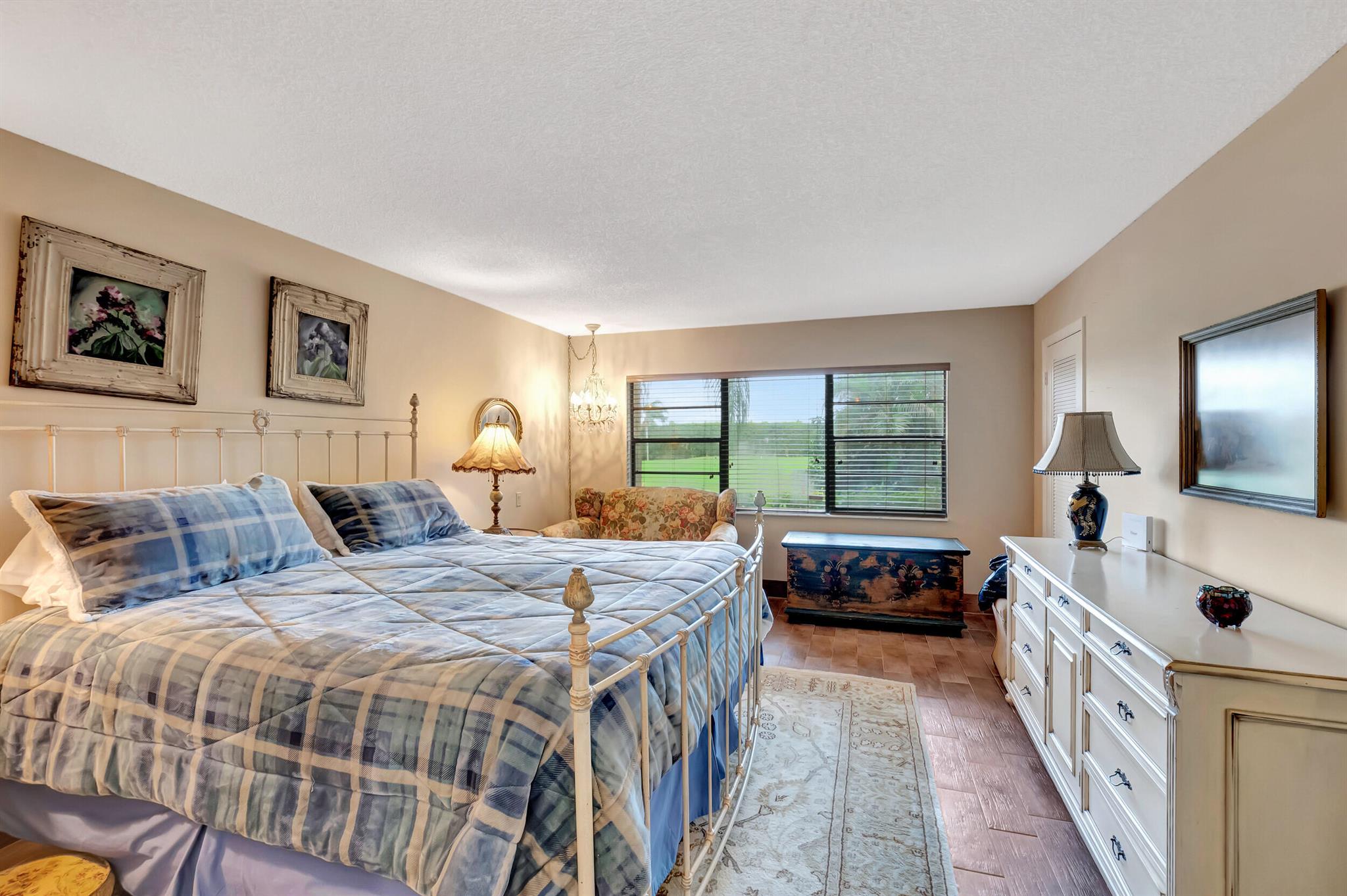 WESTGATE AT HUNTERS RUN CONDO - Residential