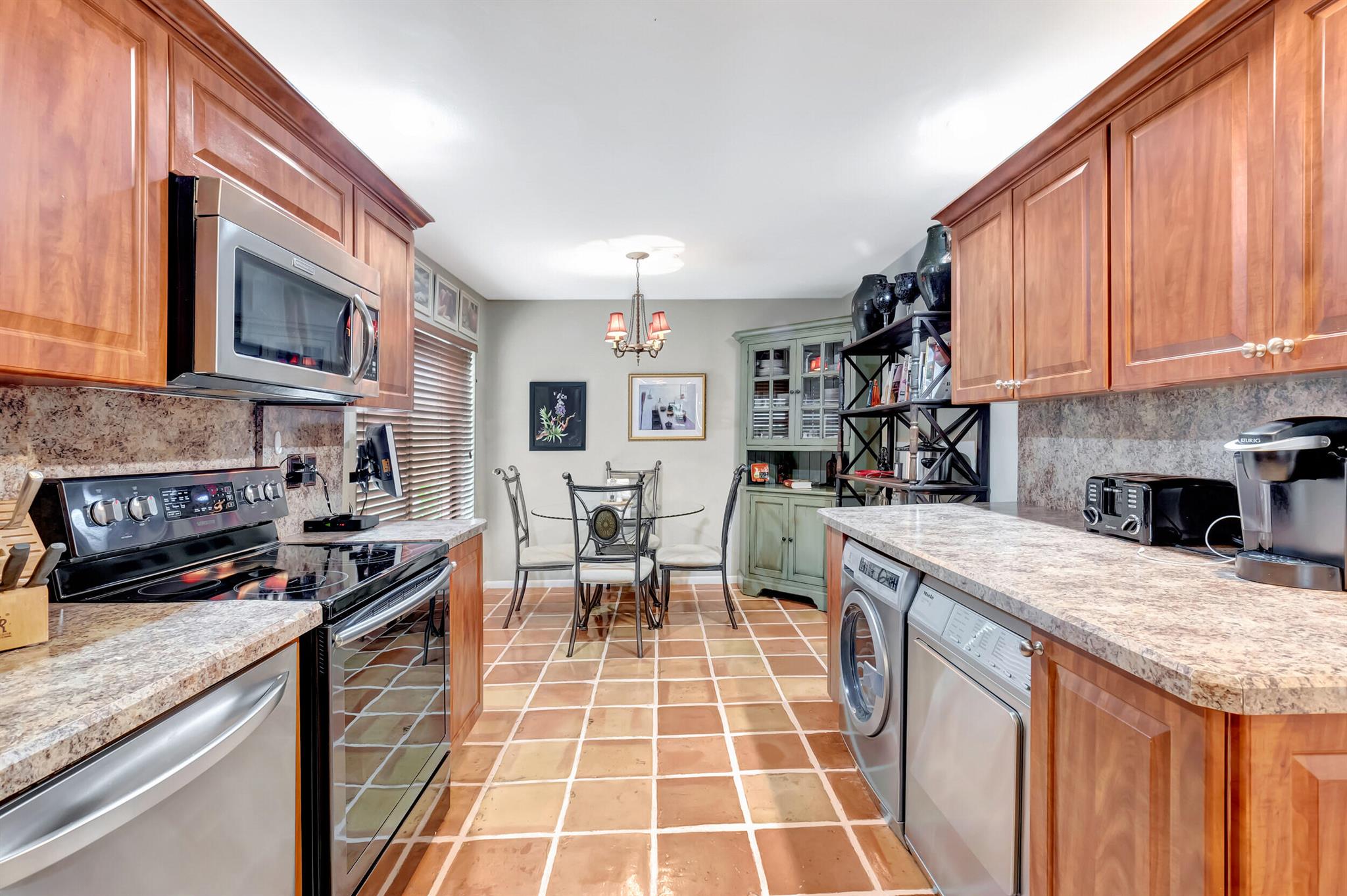 WESTGATE AT HUNTERS RUN CONDO - Residential