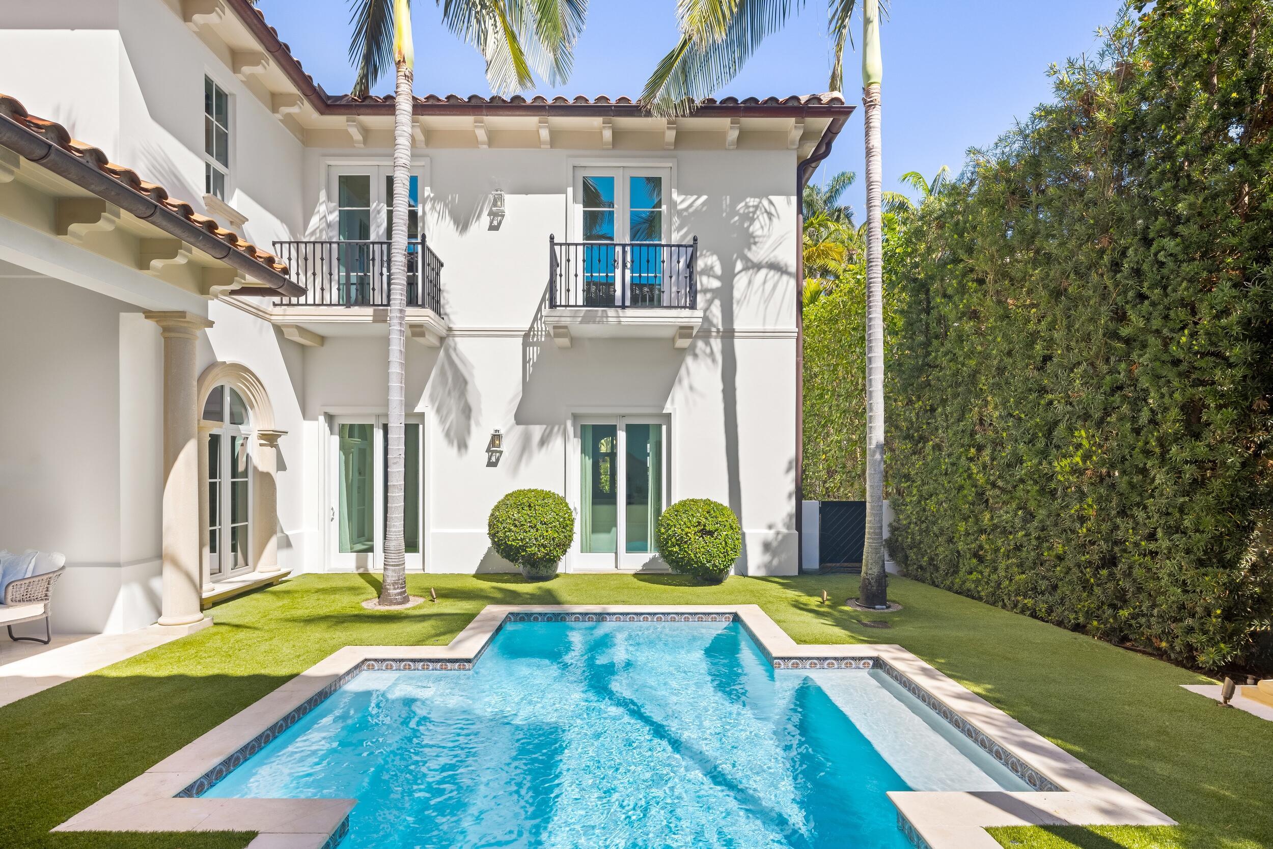 ROYAL PARK - Residential