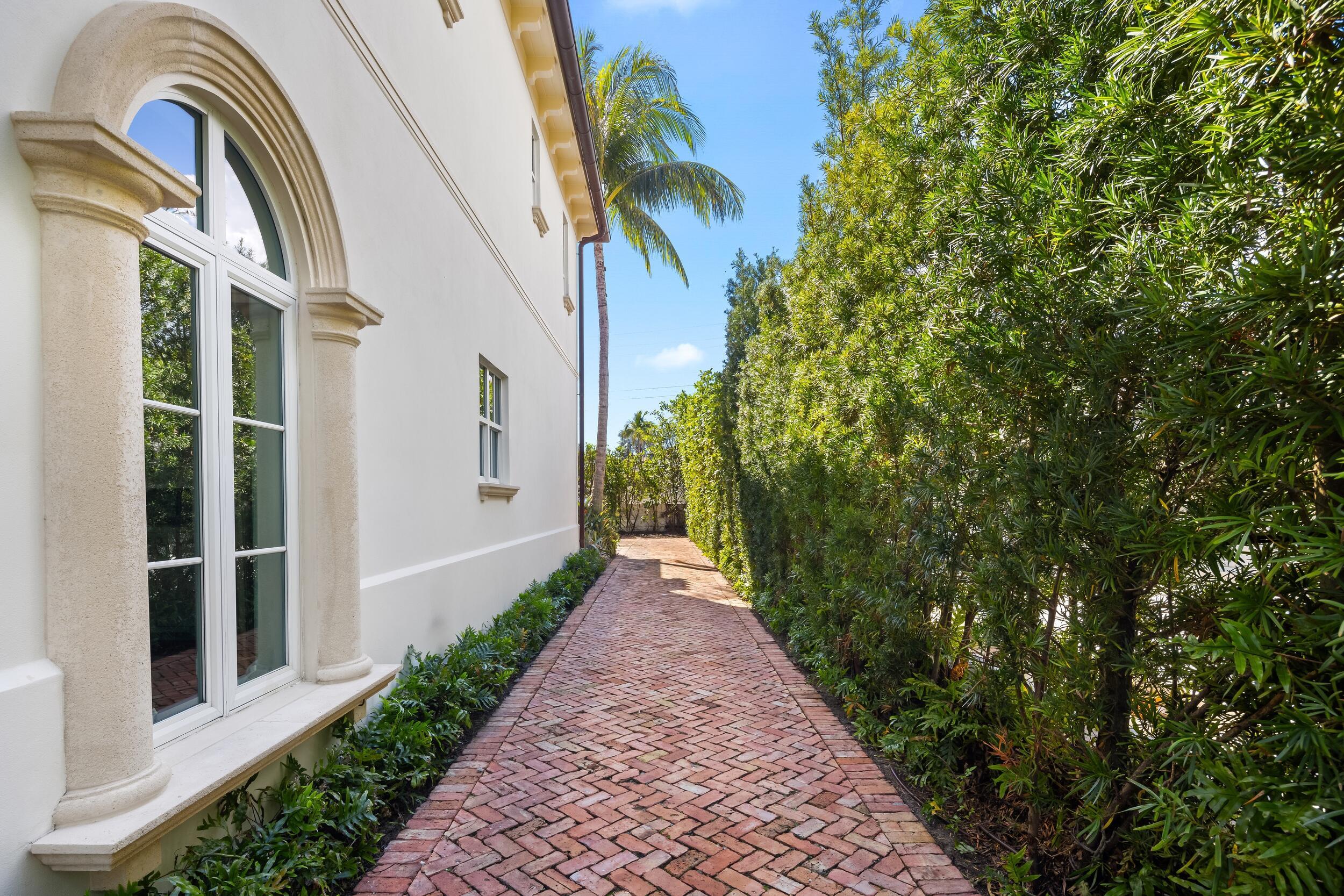 310 Australian Avenue