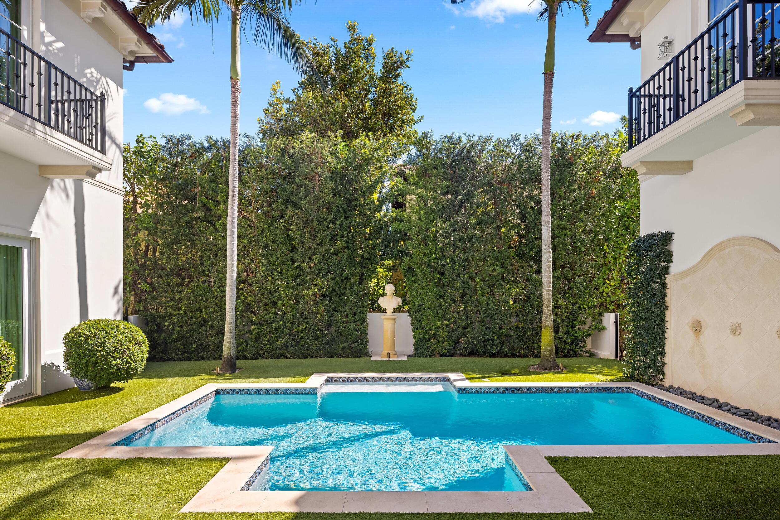 ROYAL PARK - Residential