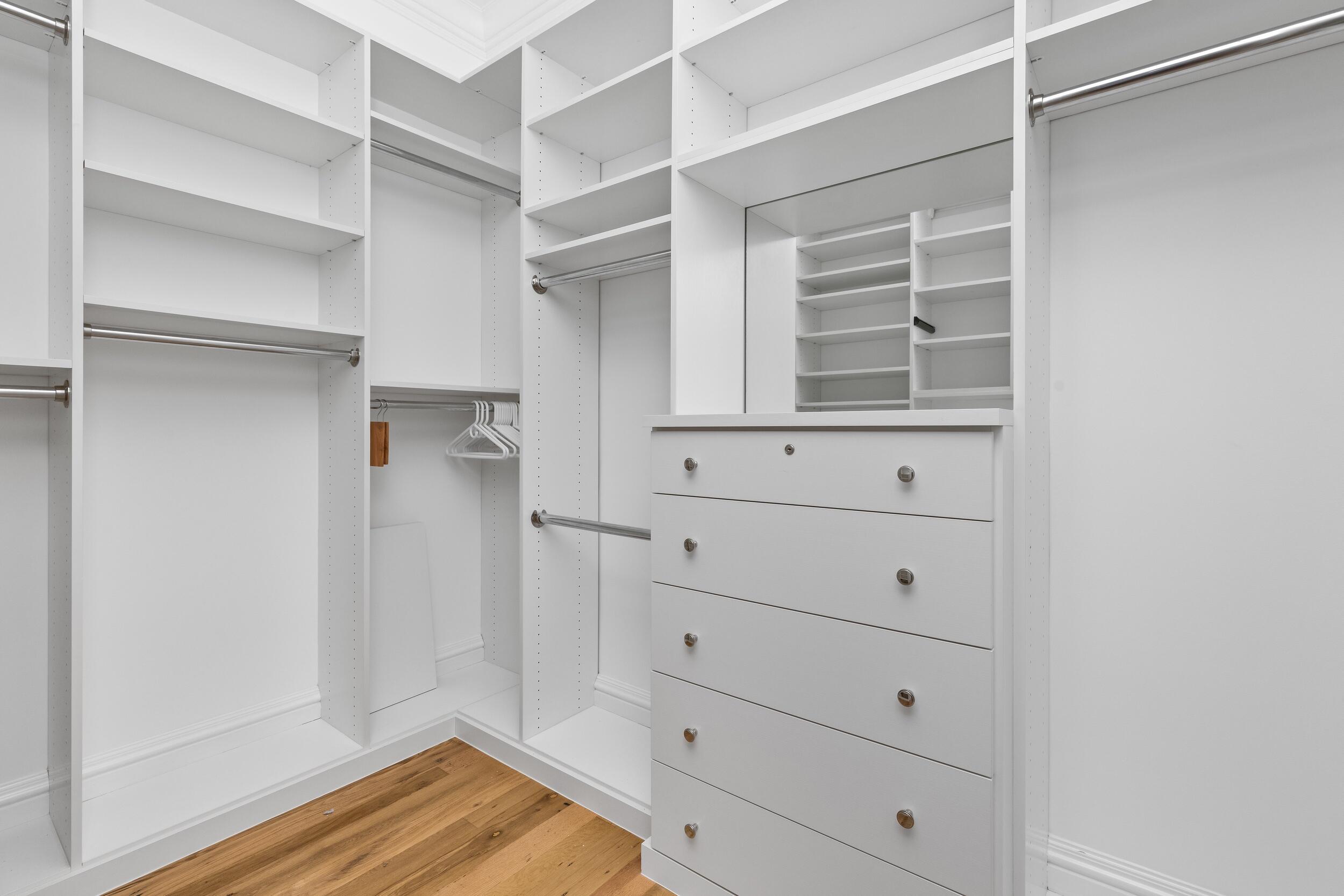 ROYAL PARK - Residential